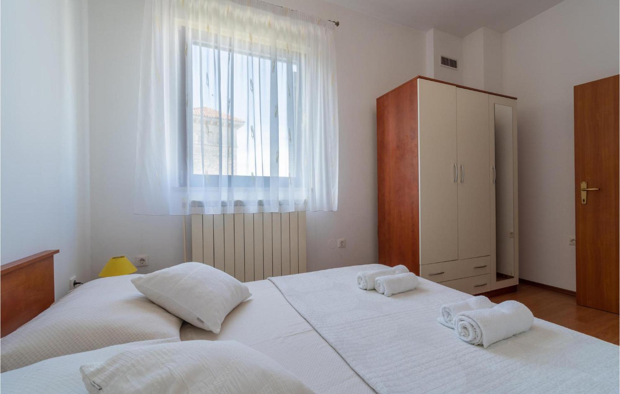Awesome Apartment In Pula With Wifi Exterior photo